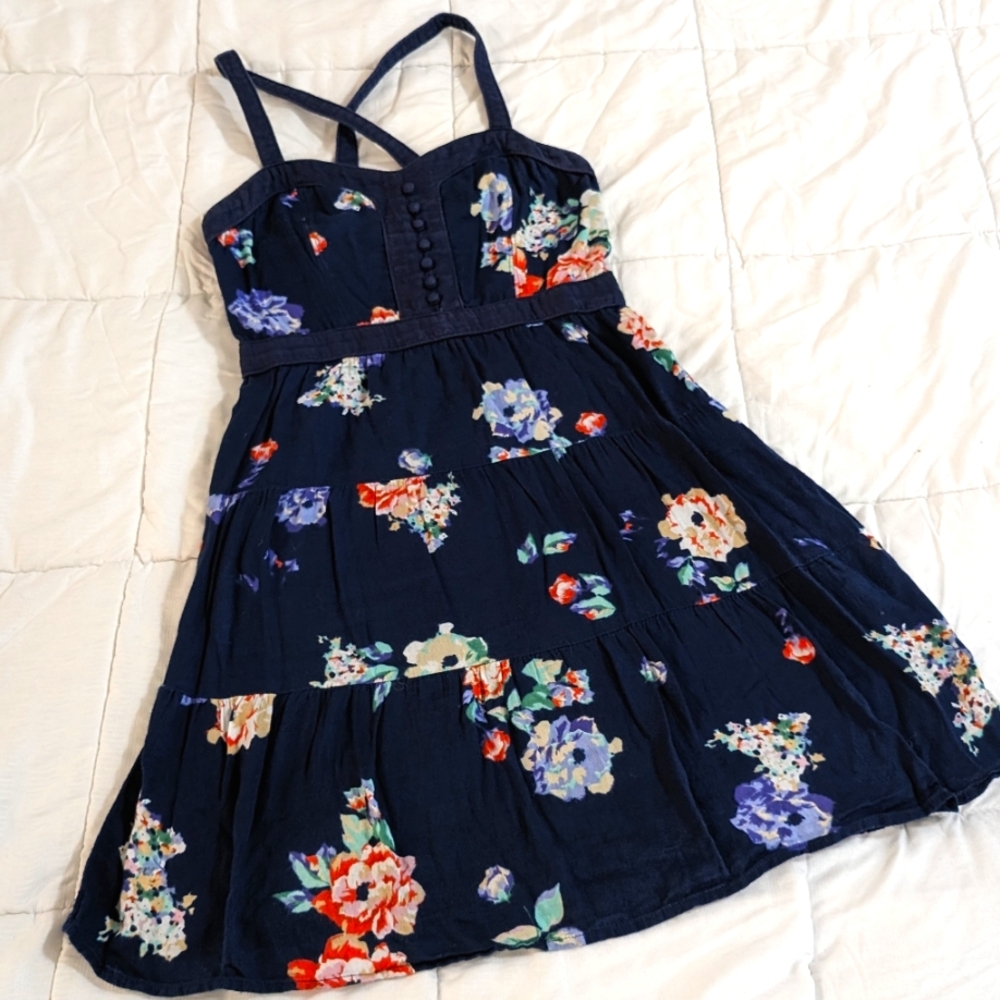 American Eagle Outfitters size 2 navy floral